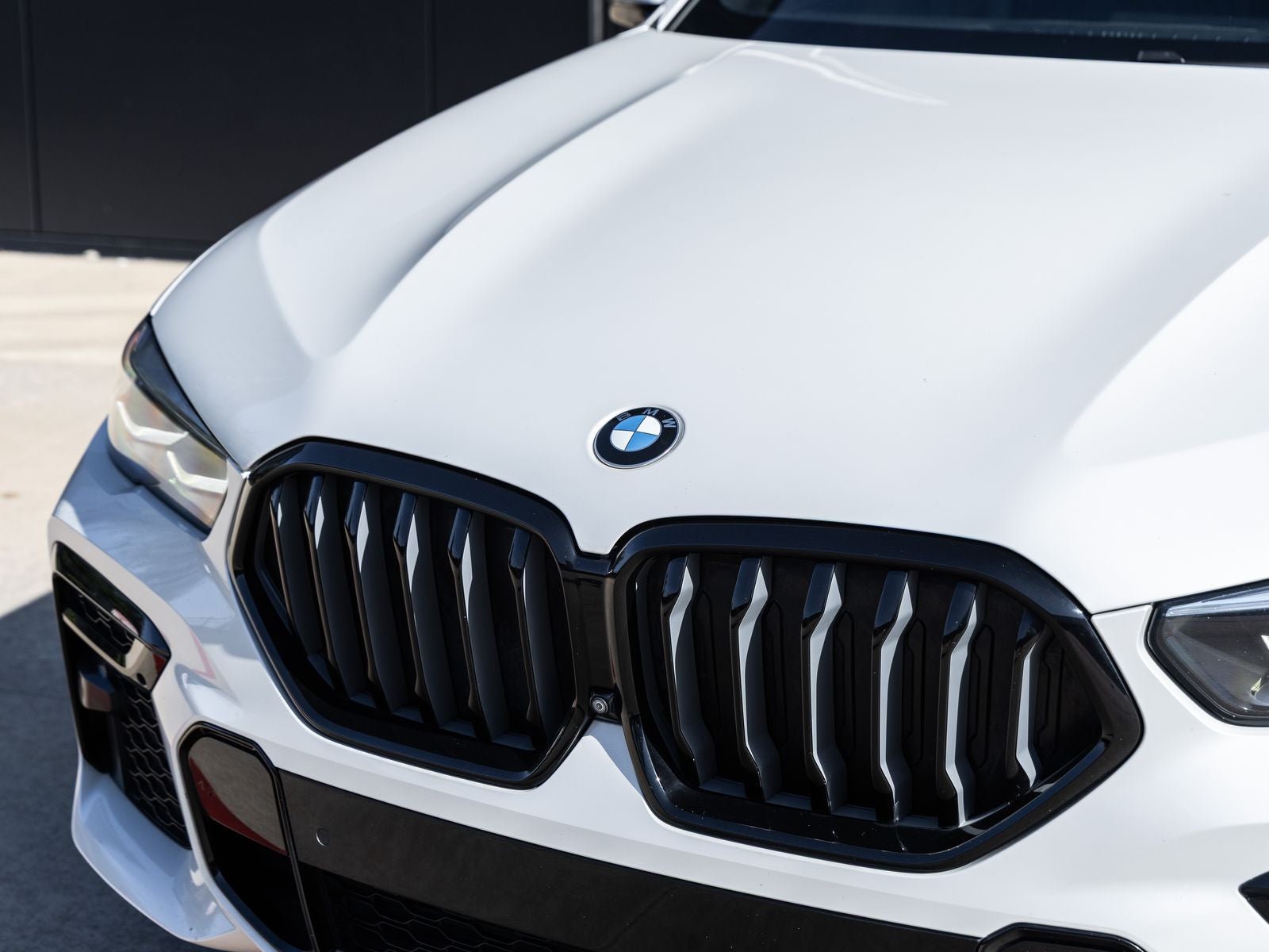 2022 BMW X6 xDrive40i