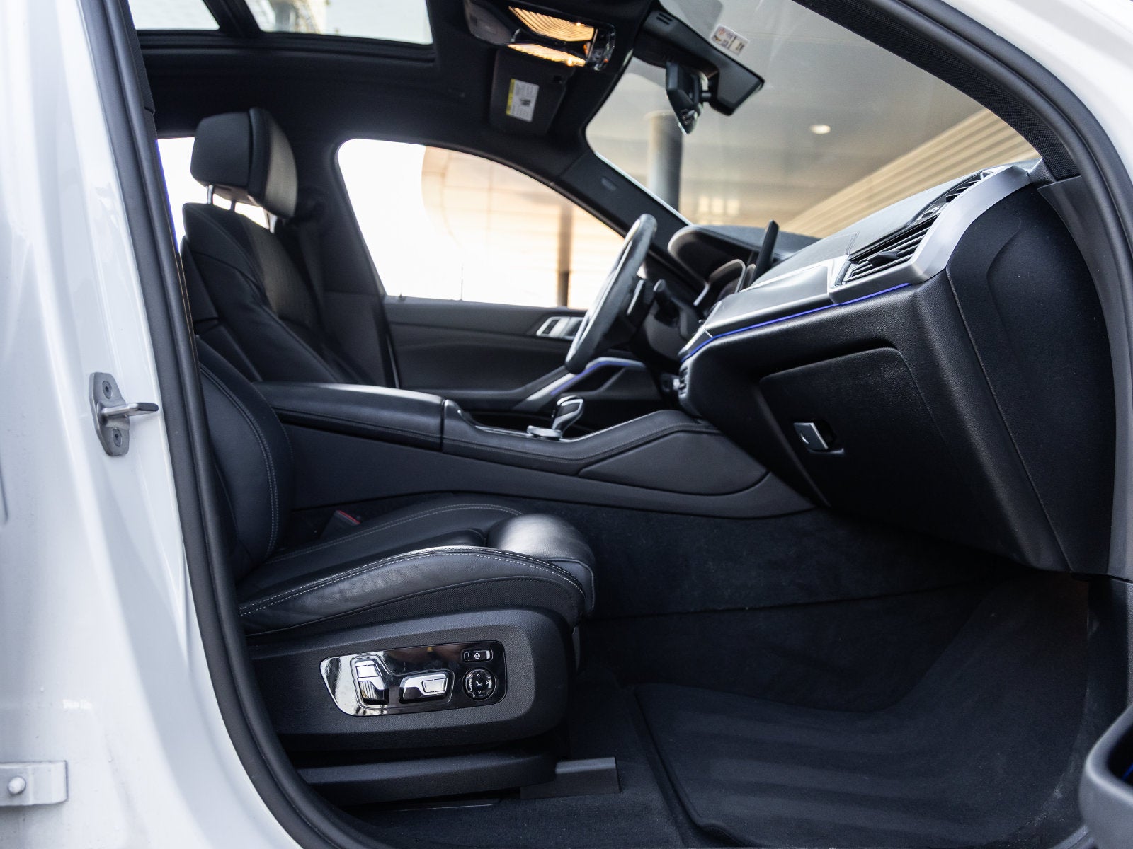 2022 BMW X6 xDrive40i