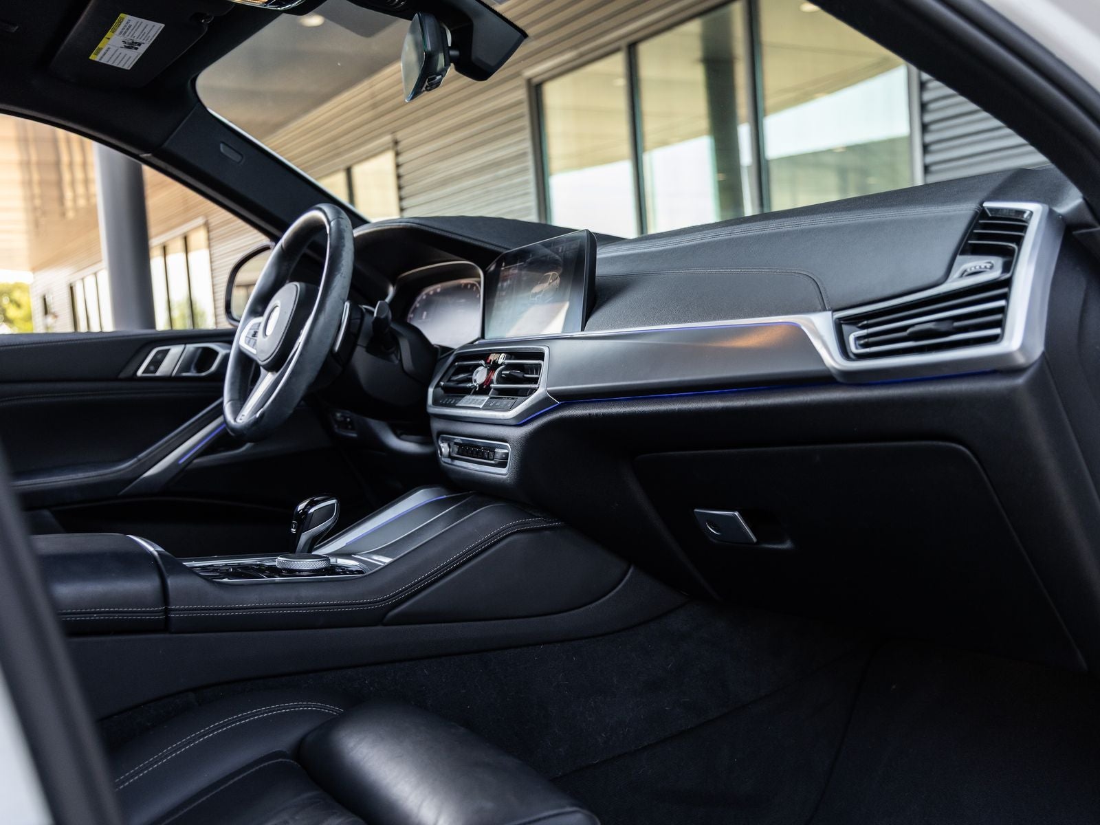2022 BMW X6 xDrive40i