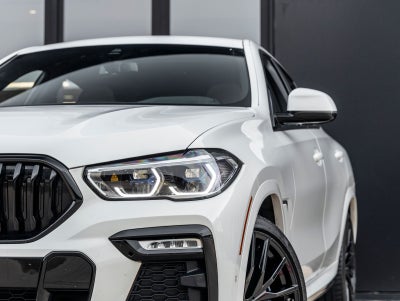 2021 BMW X6 M50i