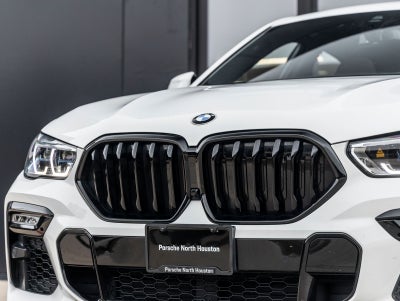 2021 BMW X6 M50i