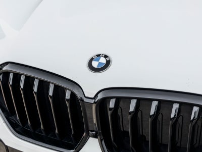 2021 BMW X6 M50i