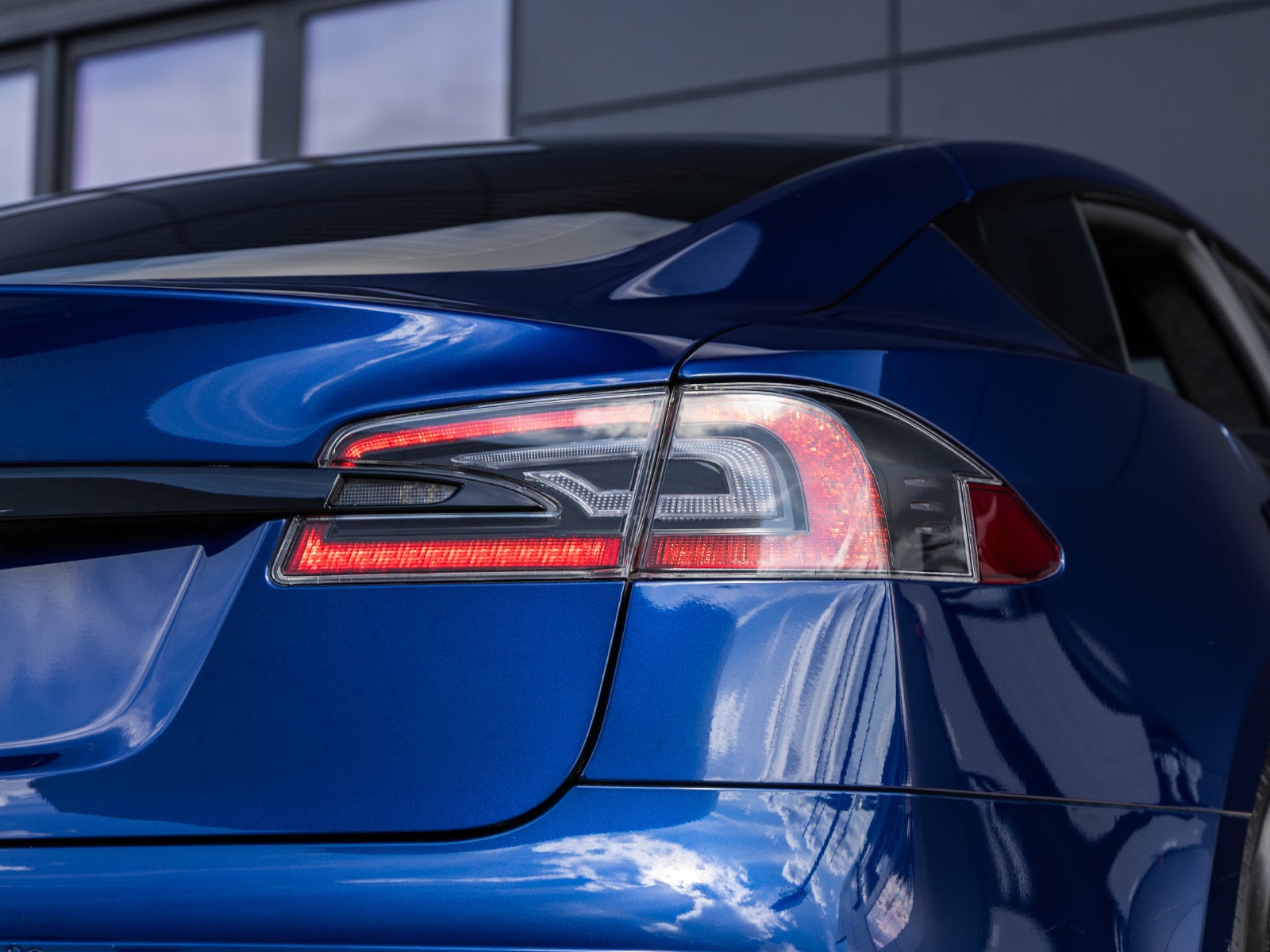 2021 Tesla Model S Long Range