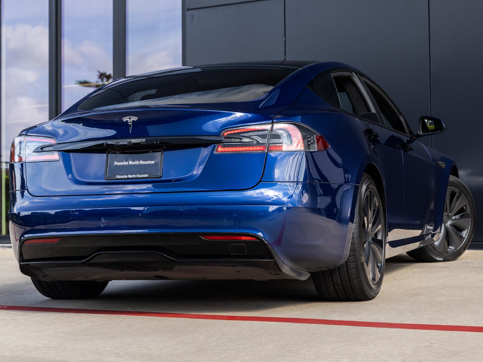 2021 Tesla Model S Long Range