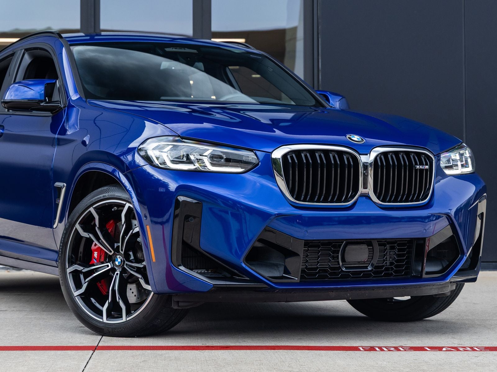 2025 BMW X4 M Base