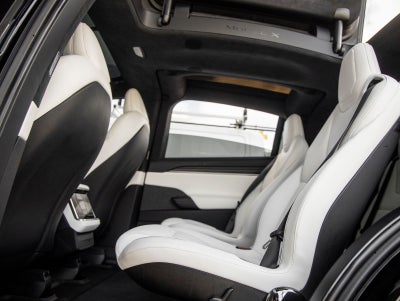 2024 Tesla Model X Plaid