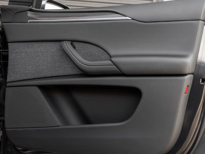 2025 Tesla Model X Base