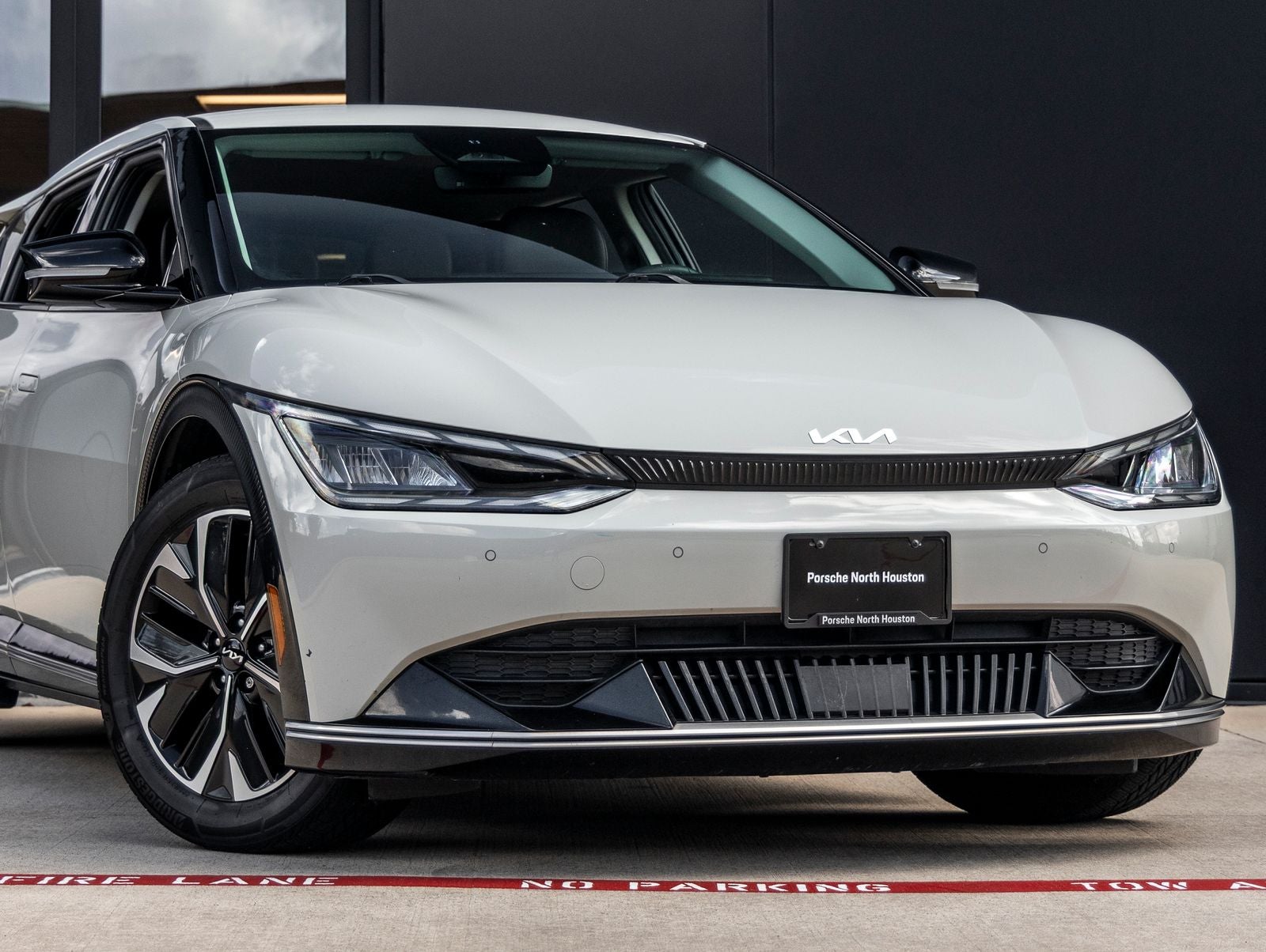 2022 Kia EV6 Wind