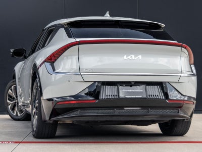 2022 Kia EV6 Wind