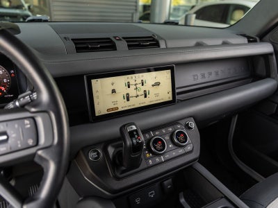 2023 Land Rover Defender 110 X-Dynamic SE