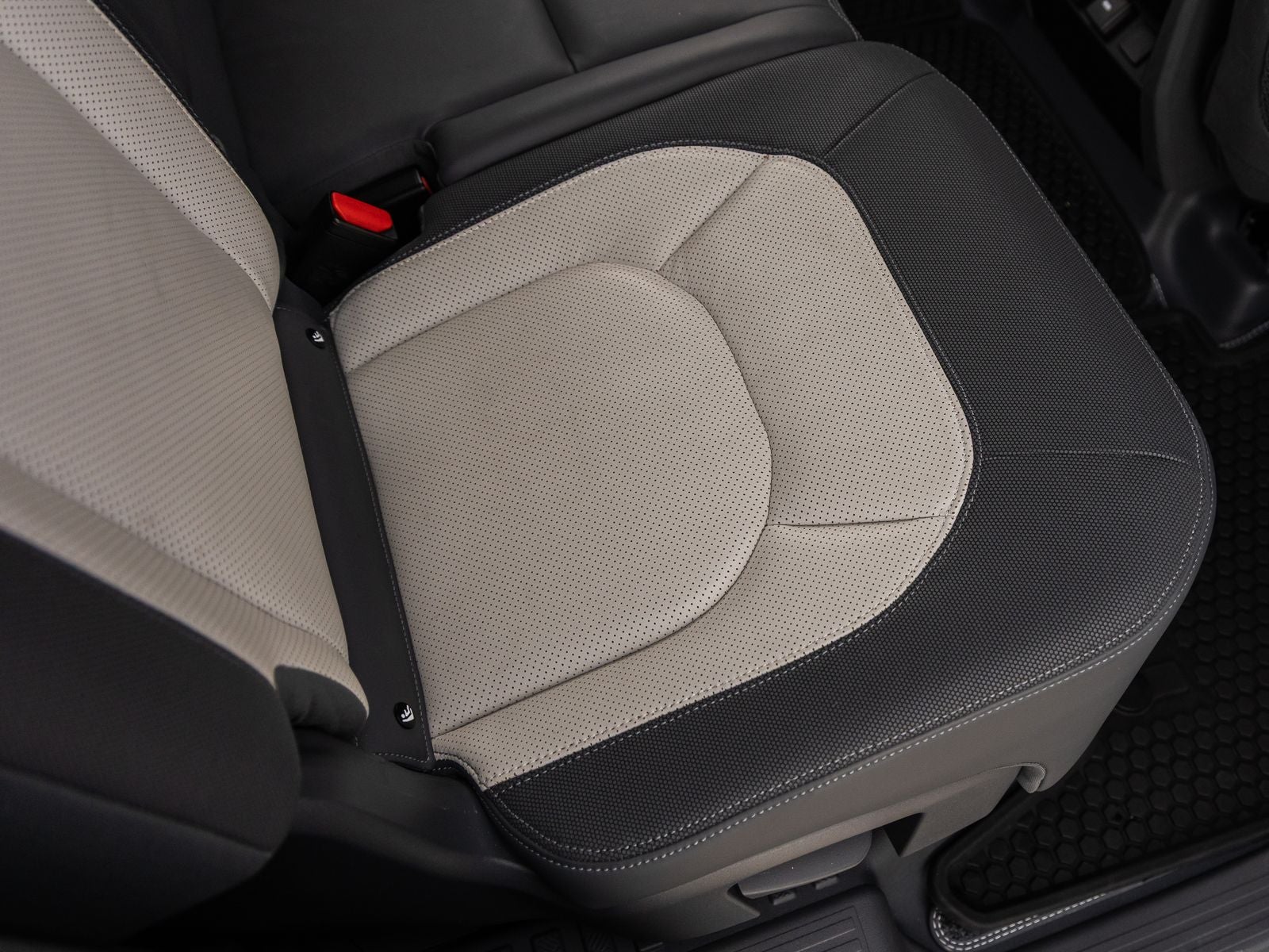 2023 Land Rover Defender 110 X-Dynamic SE