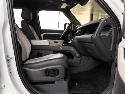 2023 Land Rover Defender 110 X-Dynamic SE