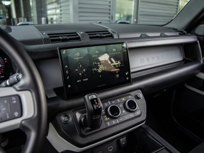 2024 Land Rover Defender 110 SE