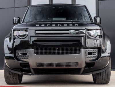 2022 Land Rover Defender 90 V8