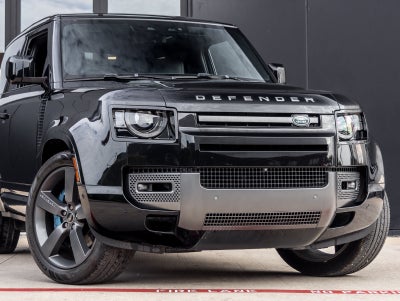 2022 Land Rover Defender 90 V8