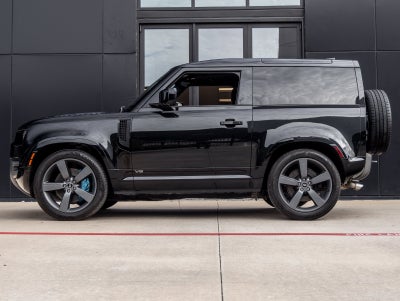 2022 Land Rover Defender 90 V8