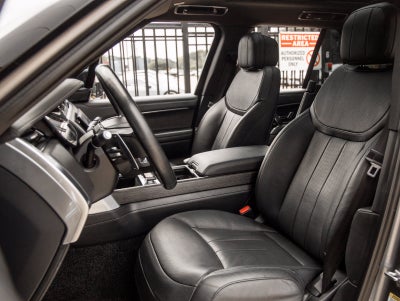 2023 Land Rover Range Rover SE