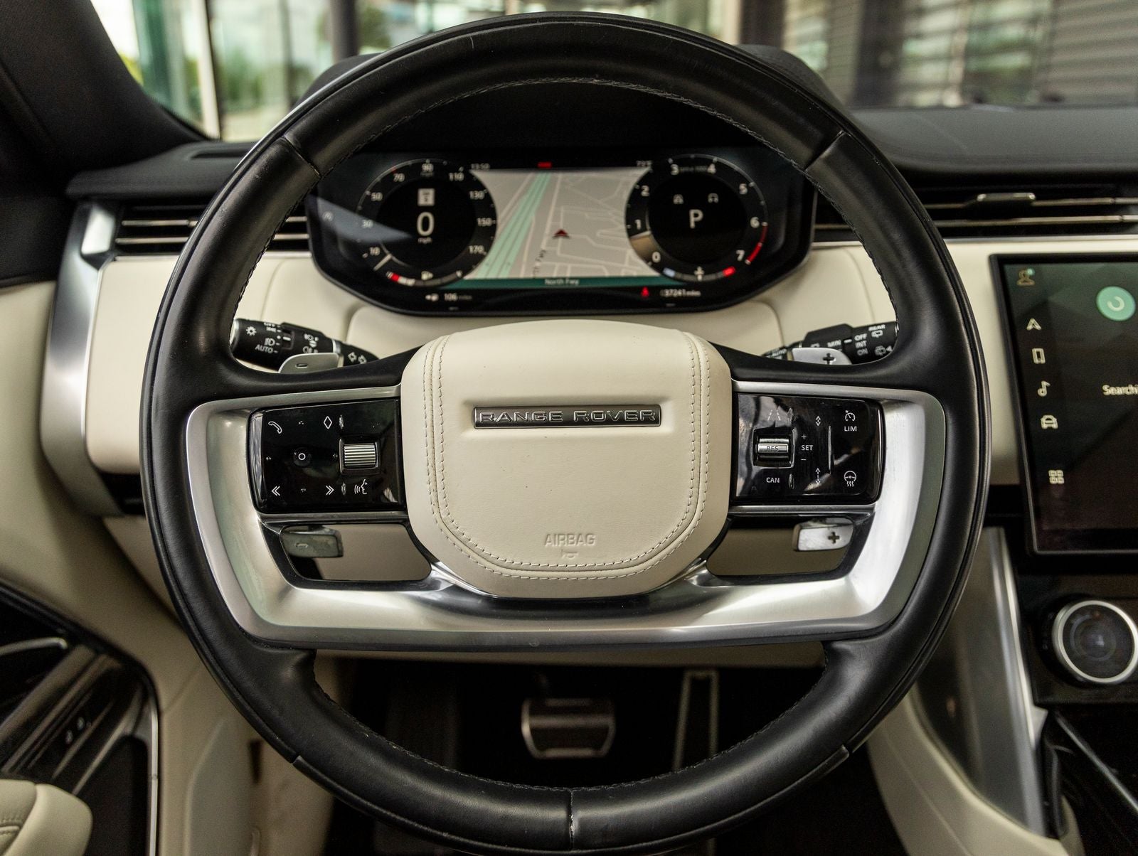 2023 Land Rover Range Rover SE