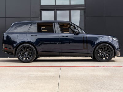 2023 Land Rover Range Rover SE