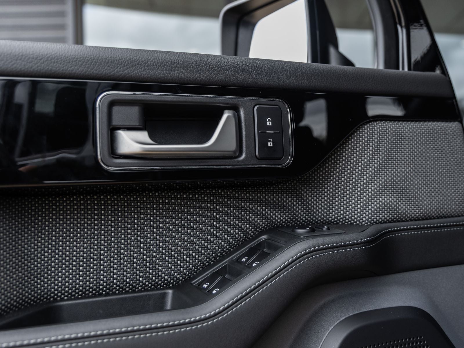 2025 INEOS Grenadier Quartermaster Fieldmaster Edition