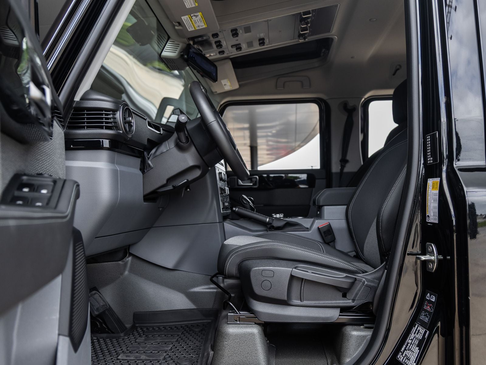 2025 INEOS Grenadier Quartermaster Fieldmaster Edition