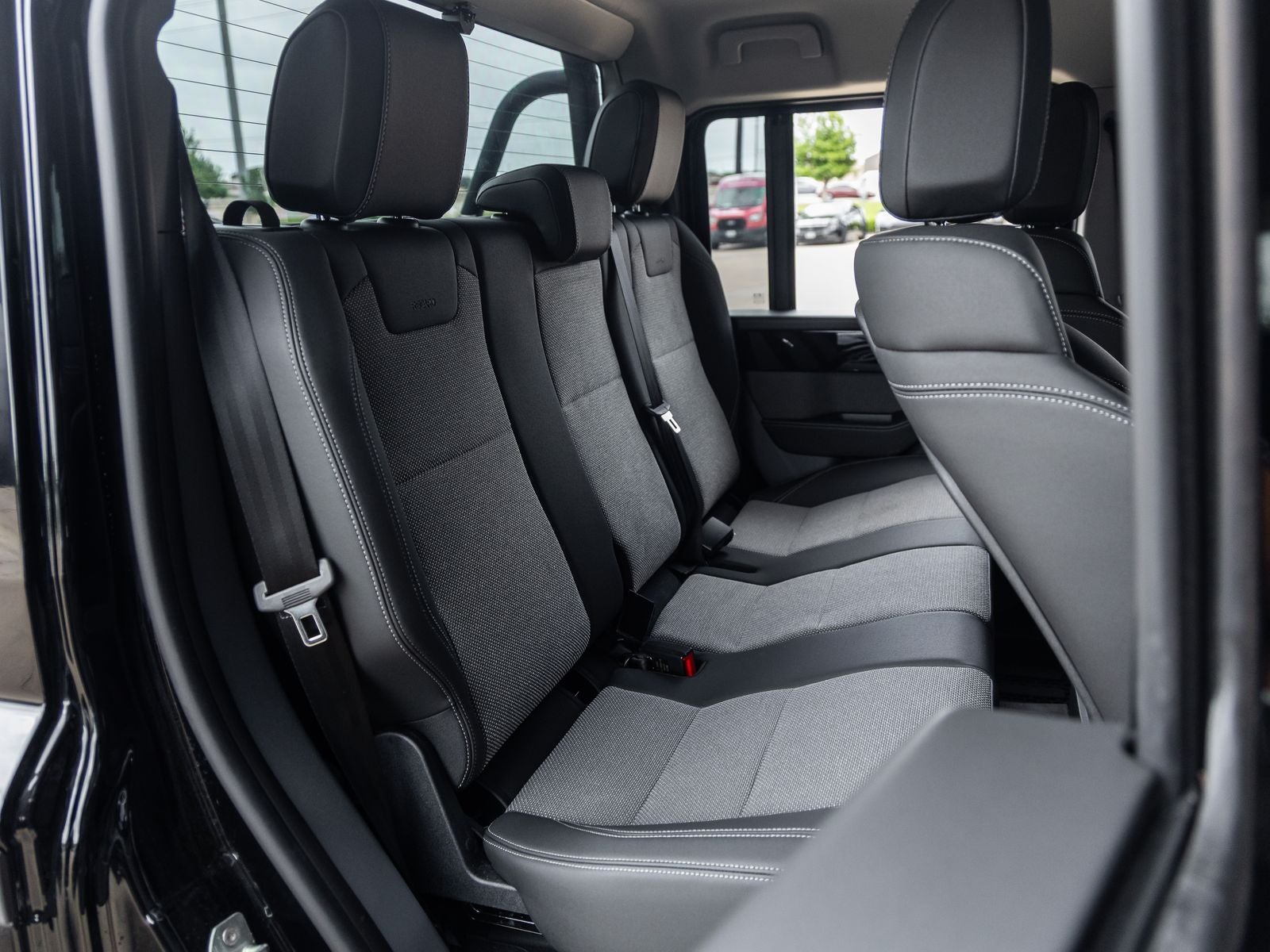 2025 INEOS Grenadier Quartermaster Fieldmaster Edition