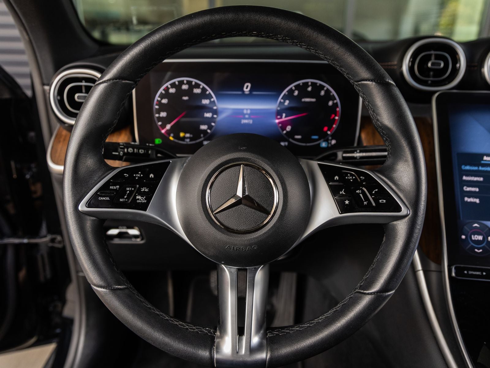 2024 Mercedes-Benz GLC GLC 300