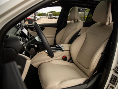 2025 Mercedes-Benz GLC GLC 300