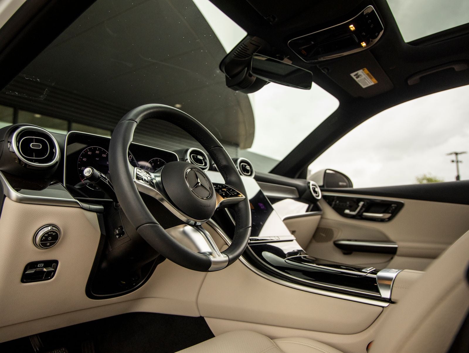 2025 Mercedes-Benz GLC GLC 300