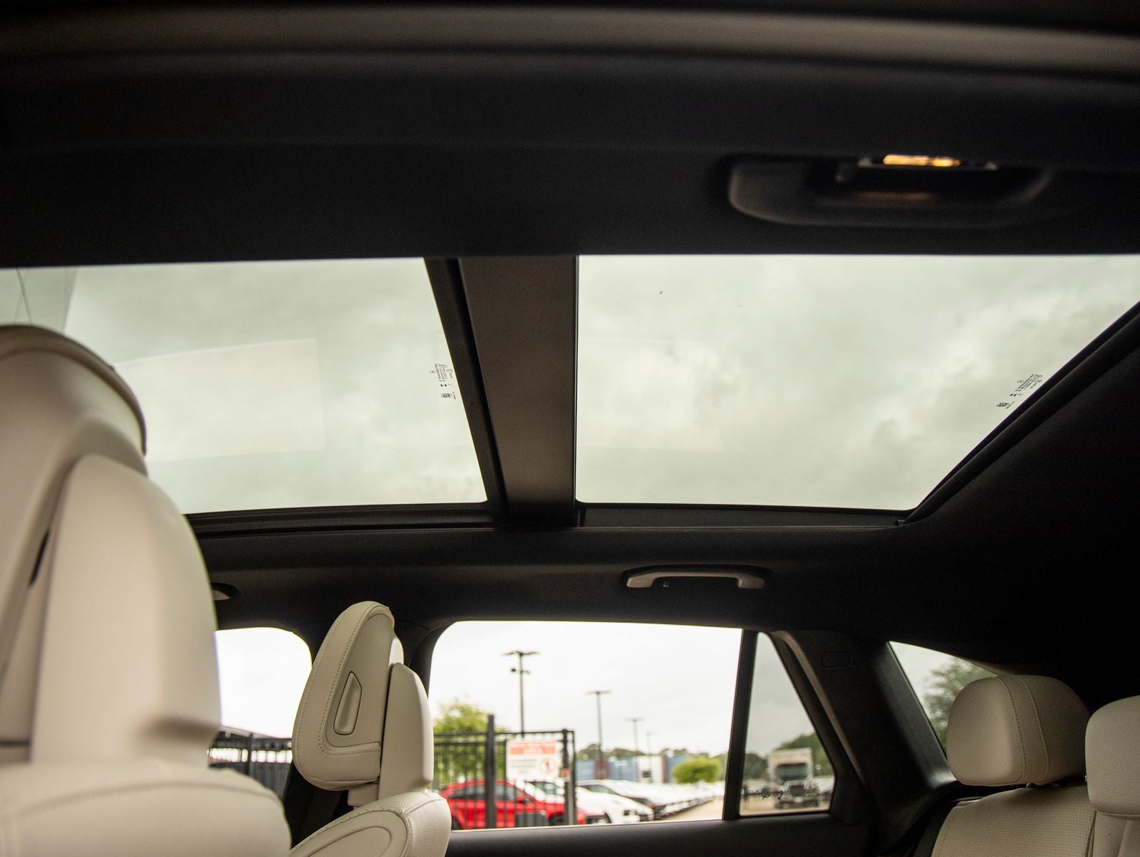 2025 Mercedes-Benz GLC GLC 300