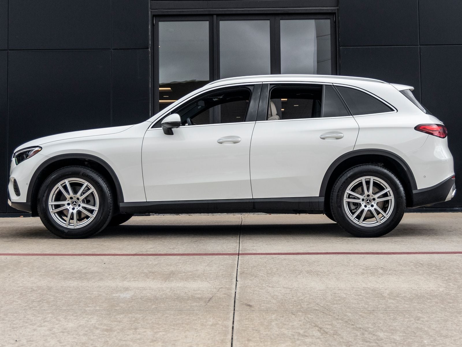 2025 Mercedes-Benz GLC GLC 300