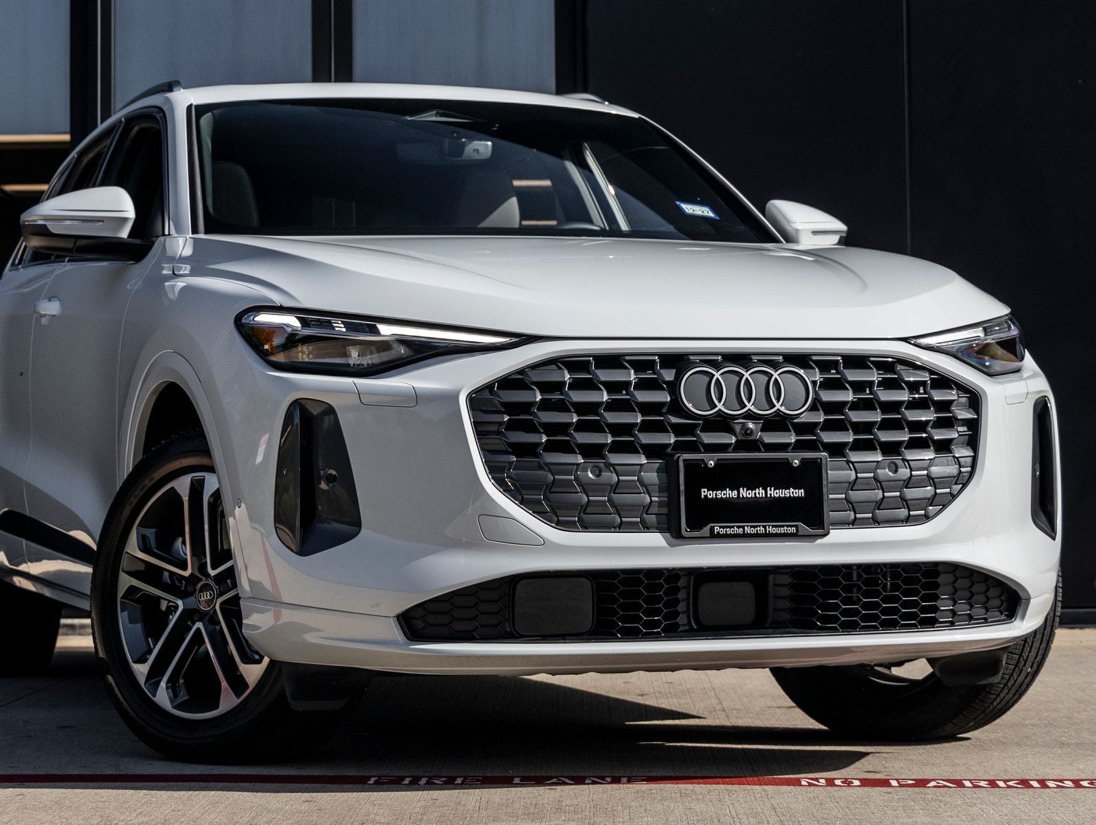 2025 Audi Q5 2.0T Premium Plus quattro