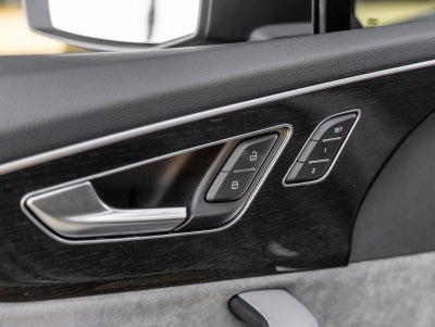 2022 Audi SQ7 Premium Plus quattro