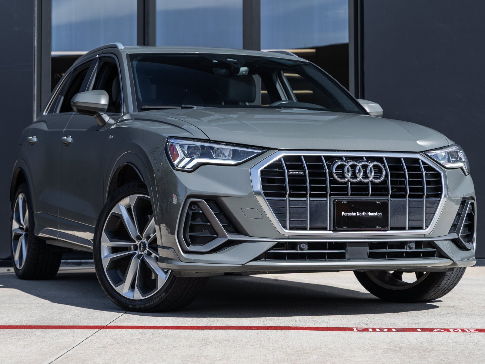 2020 Audi Q3 Premium Plus S line quattro