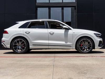 2023 Audi Q8 55 Prestige quattro