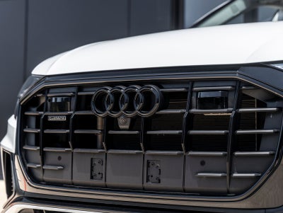 2023 Audi Q8 55 Prestige quattro