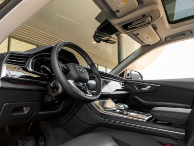 2023 Audi Q8 55 Prestige quattro