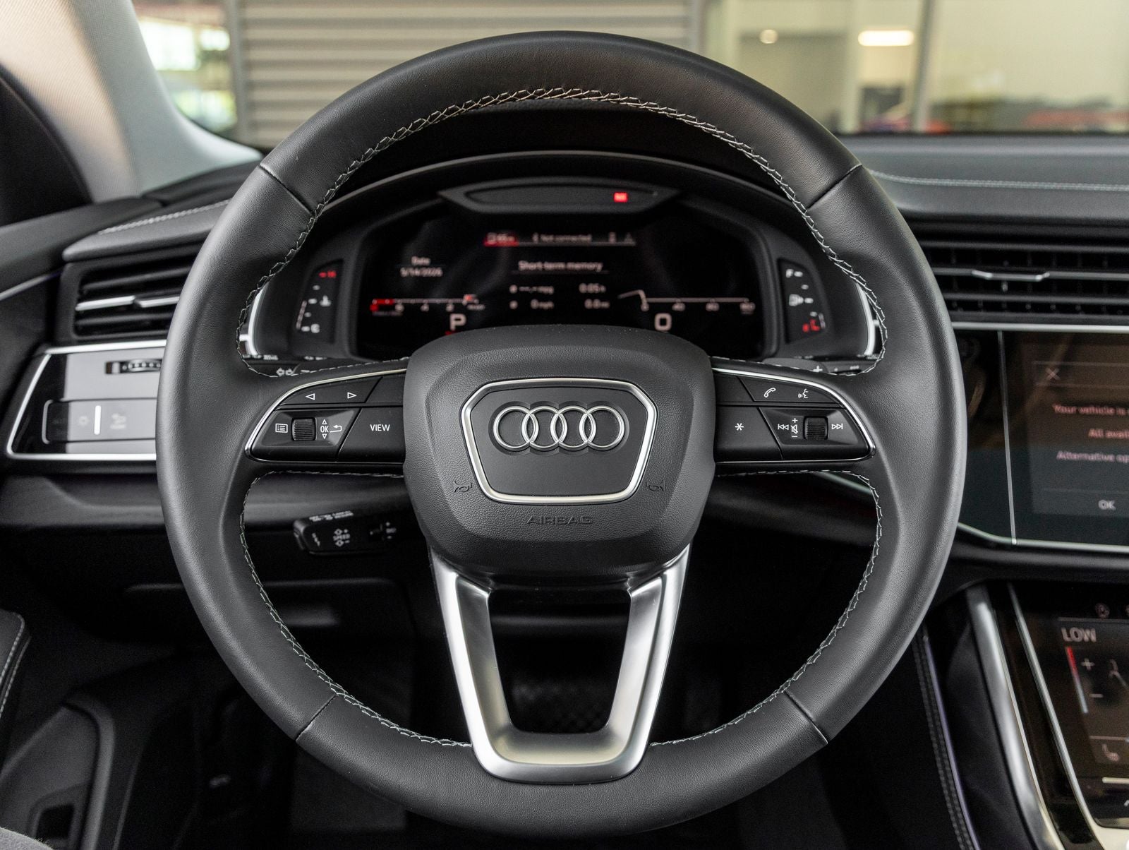 2023 Audi Q8 55 Prestige quattro