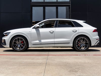 2023 Audi Q8 55 Prestige quattro
