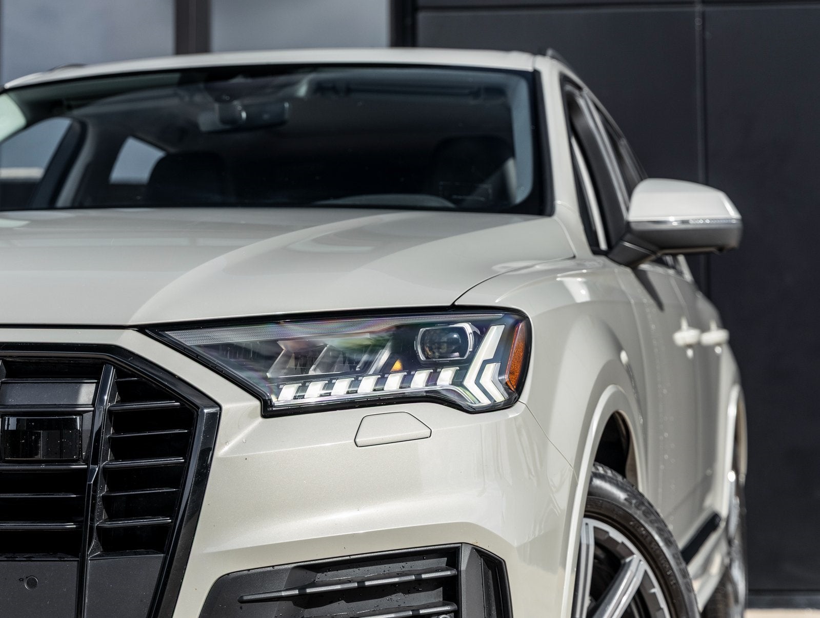 2023 Audi Q7 45 Premium Plus quattro