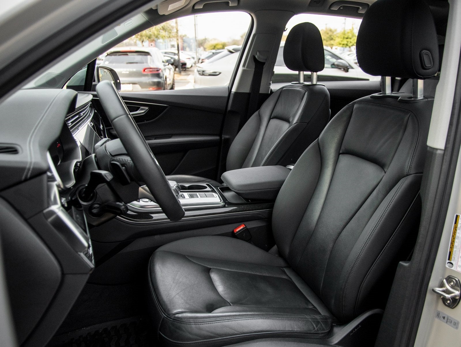 2023 Audi Q7 45 Premium Plus quattro