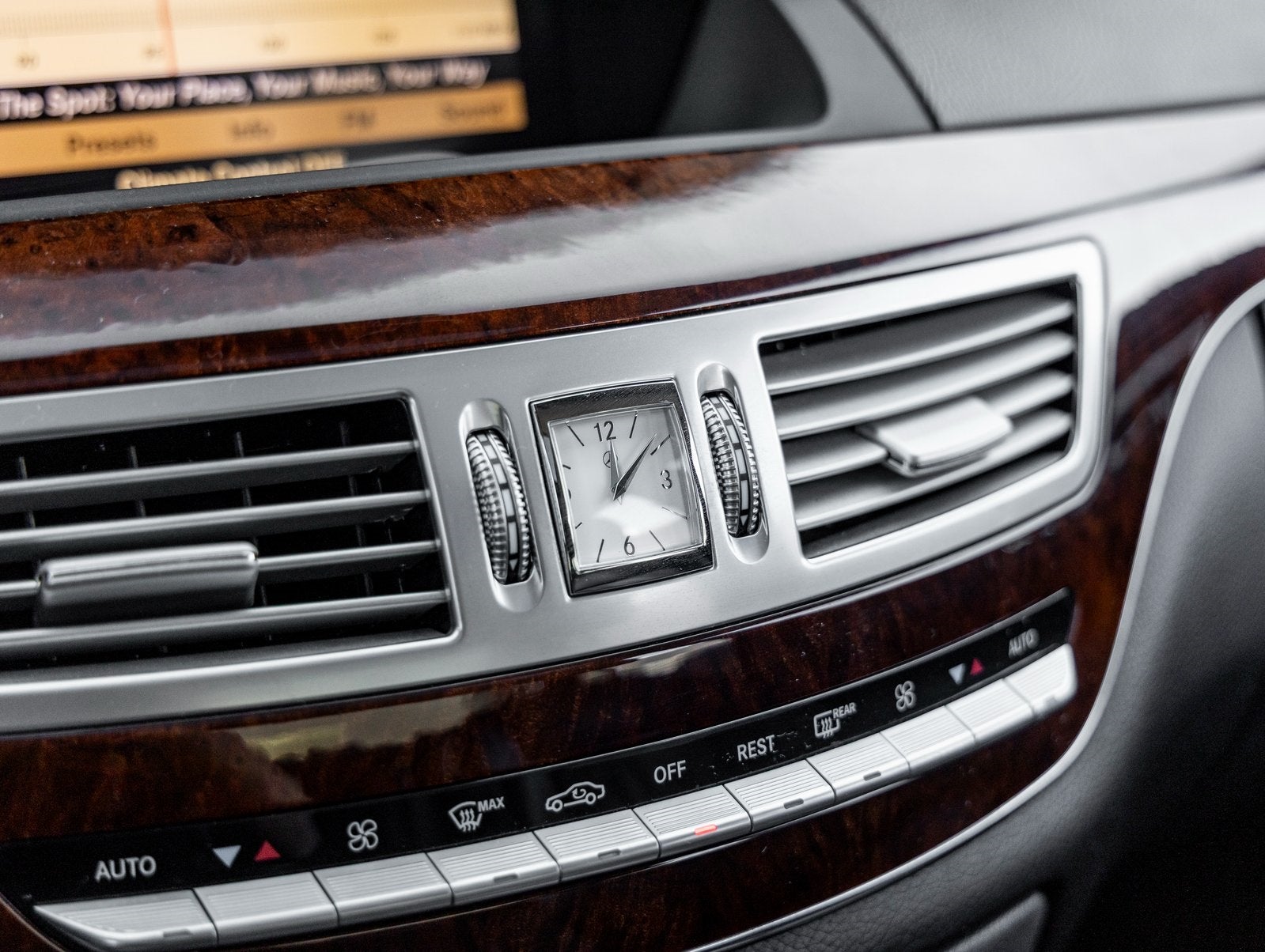 2011 Mercedes-Benz S-Class S 550