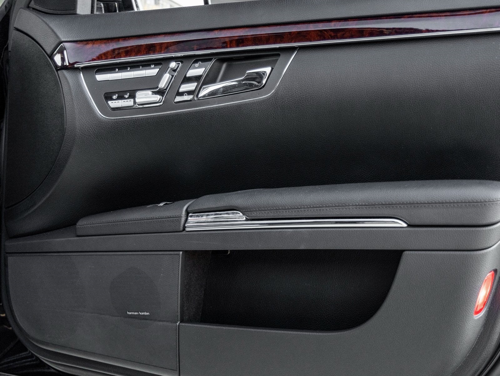 2011 Mercedes-Benz S-Class S 550