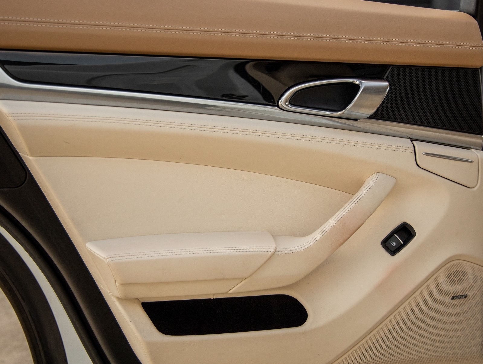 2016 Porsche Panamera Panamera Edition