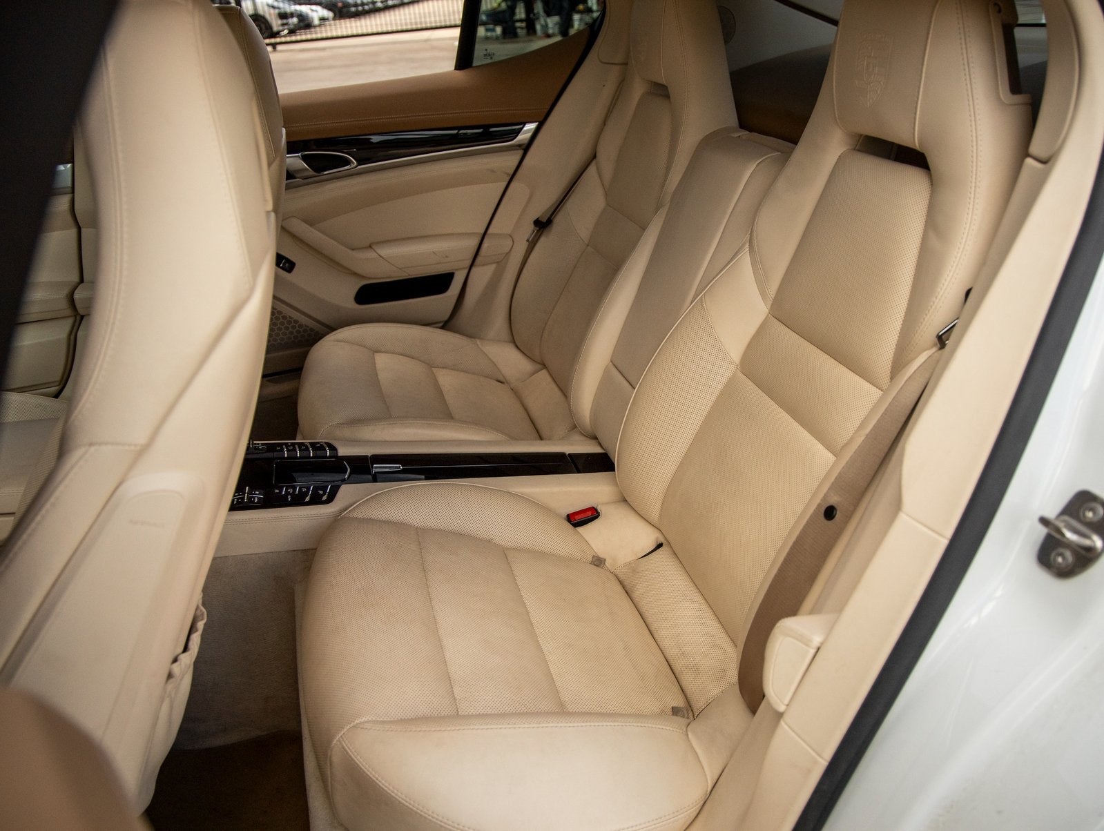 2016 Porsche Panamera Panamera Edition