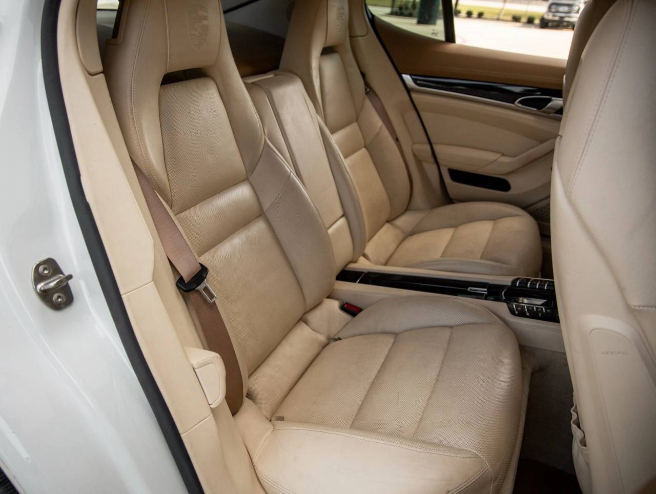 2016 Porsche Panamera Panamera Edition