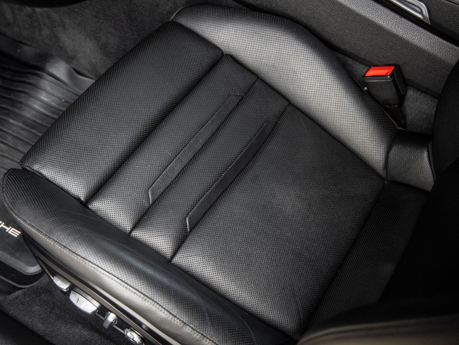 2018 Porsche Panamera Panamera 4