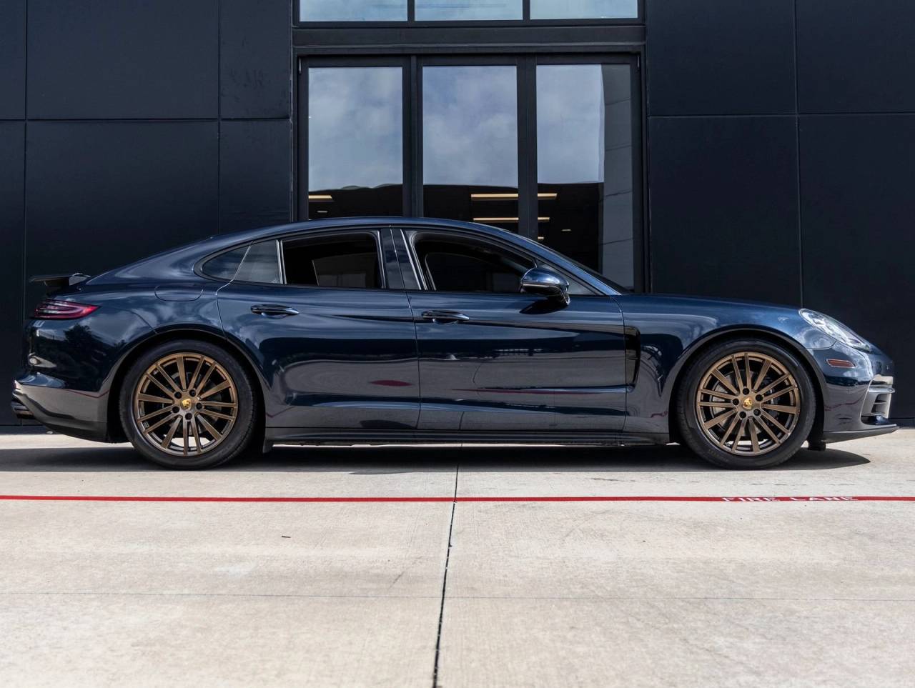 2018 Porsche Panamera Panamera 4