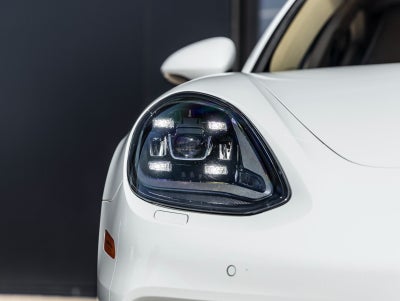 2018 Porsche Panamera Panamera