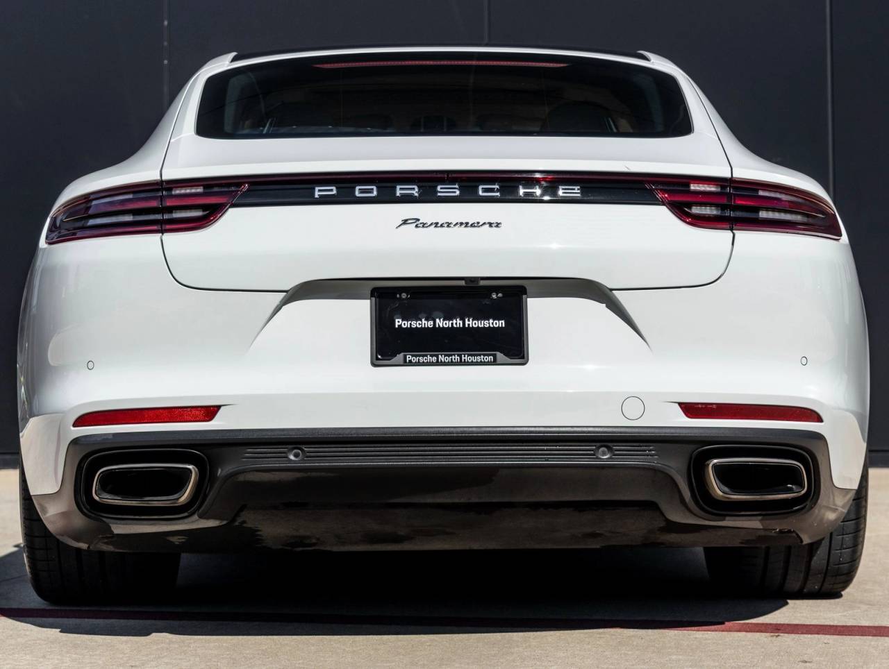 2018 Porsche Panamera Panamera